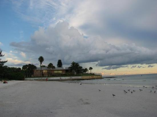 Crescent Beach-西耶斯塔岛必去景点