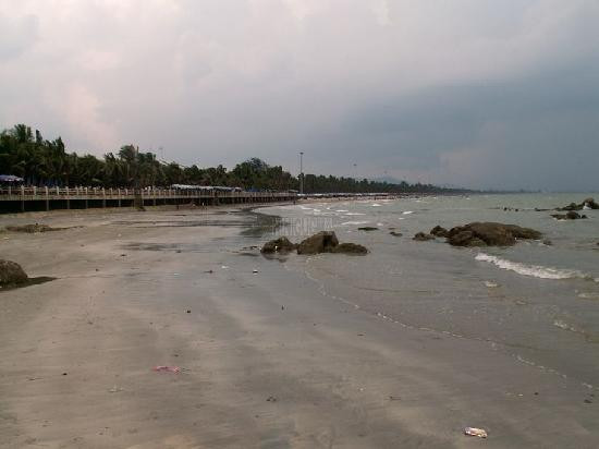 Bang Saen Beach-春武里必去景点