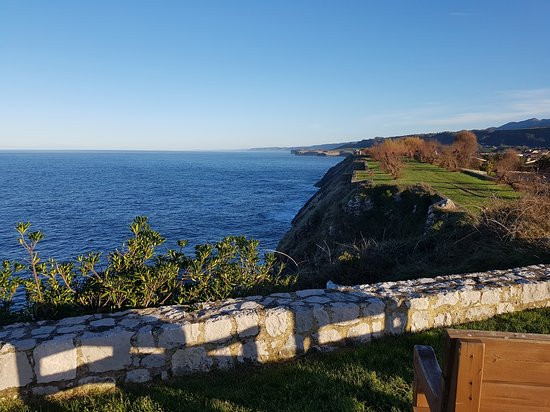 Paseo de San Pedro de Llanes-利亚内斯必去景点