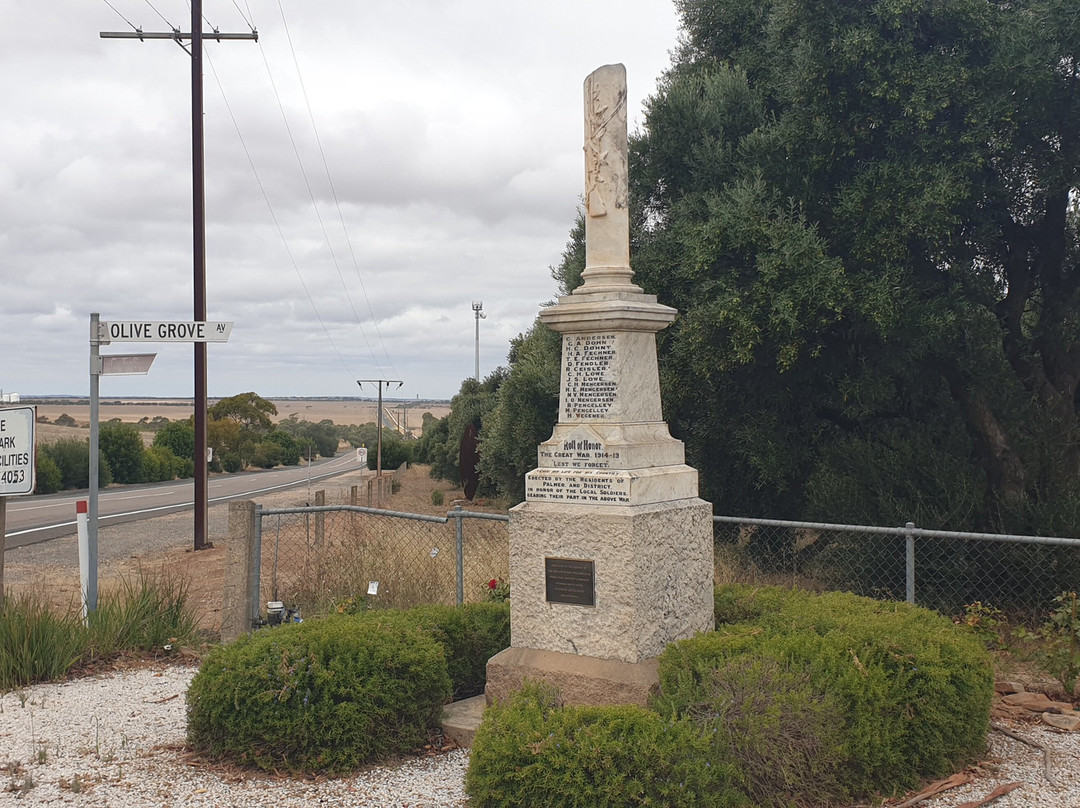 Palmer War Memorial景点图片