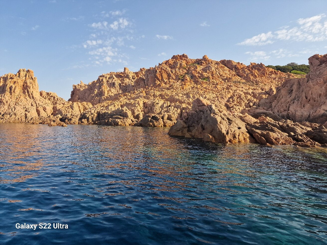 LuceAquavision Tour Costa Rossa-Isola Rossa必去景点