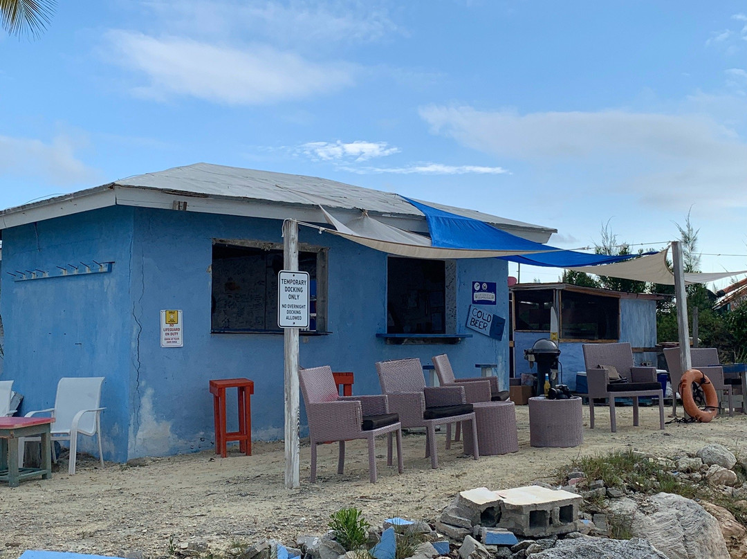 Da Pink Chicken Beach Bar-Cat Island必去景点