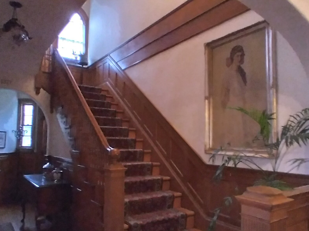 Governor's House主图