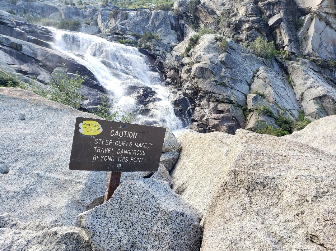 Tokopah Falls-Three Rivers必去景点