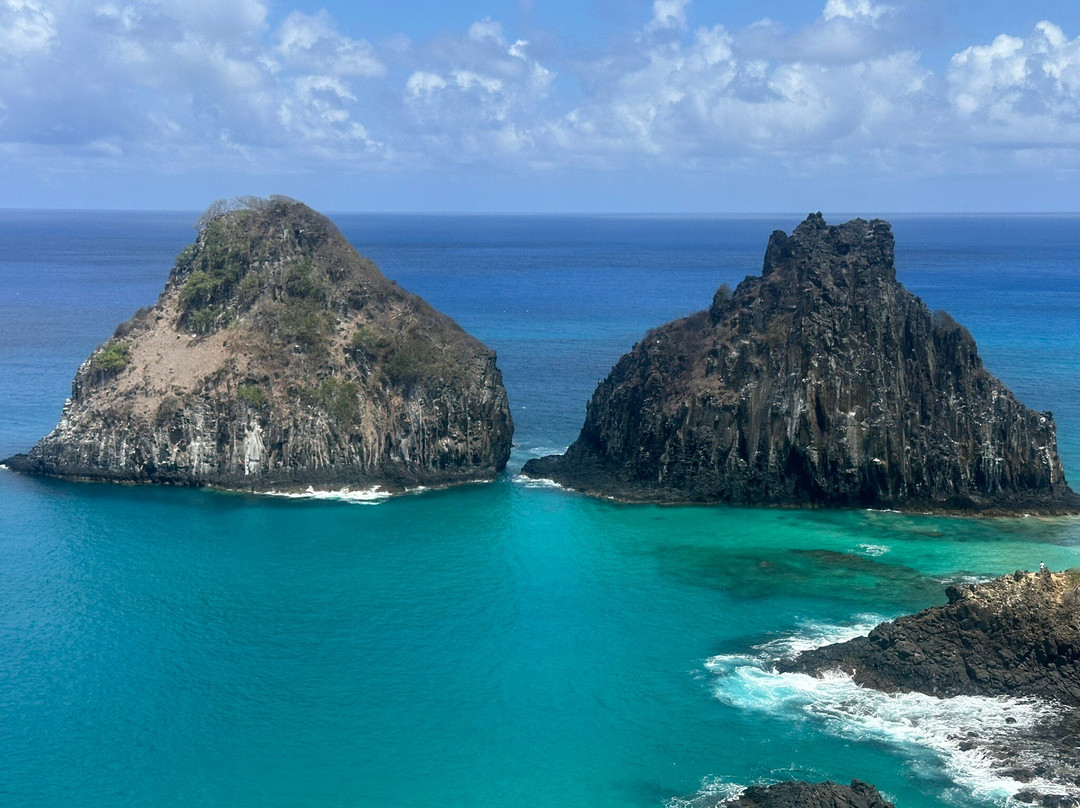 伯南布鼓州旅游景点-Morro dois Irmãos