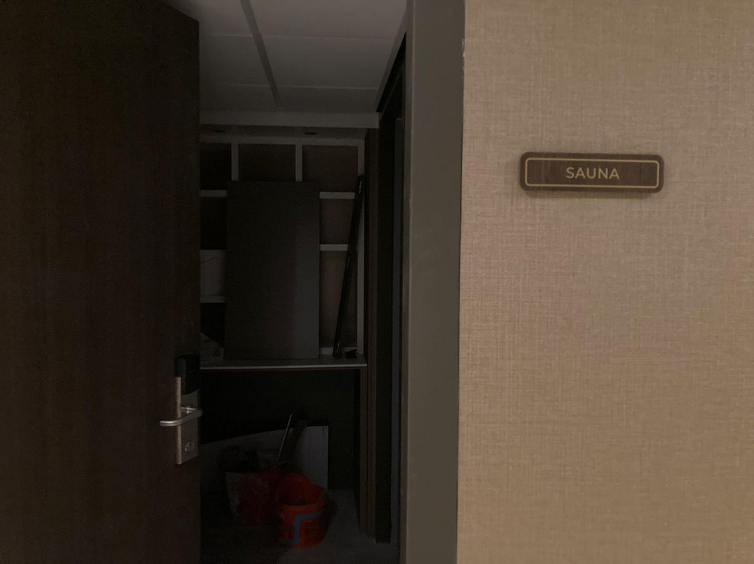 高山丘酒店主图