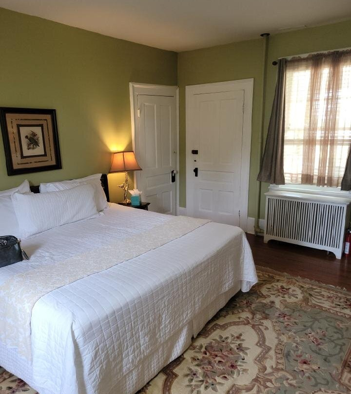 The Inn & Tavern at Meander主图