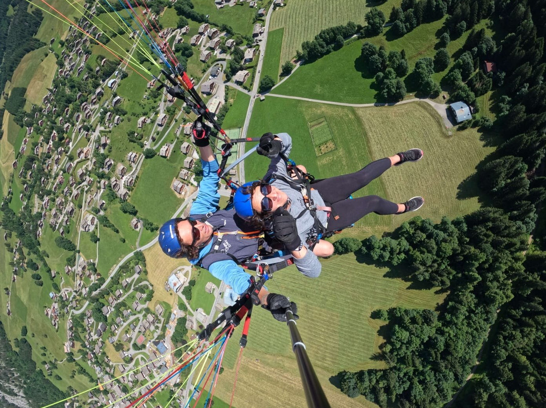 Parapente 'S'enciel-拉克吕萨必去景点