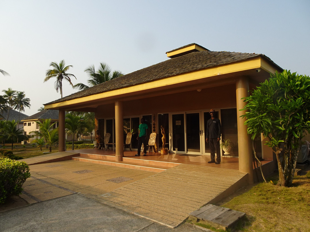 埃尔米纳湾渡假村主图