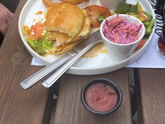 The Unicorn Inn主图