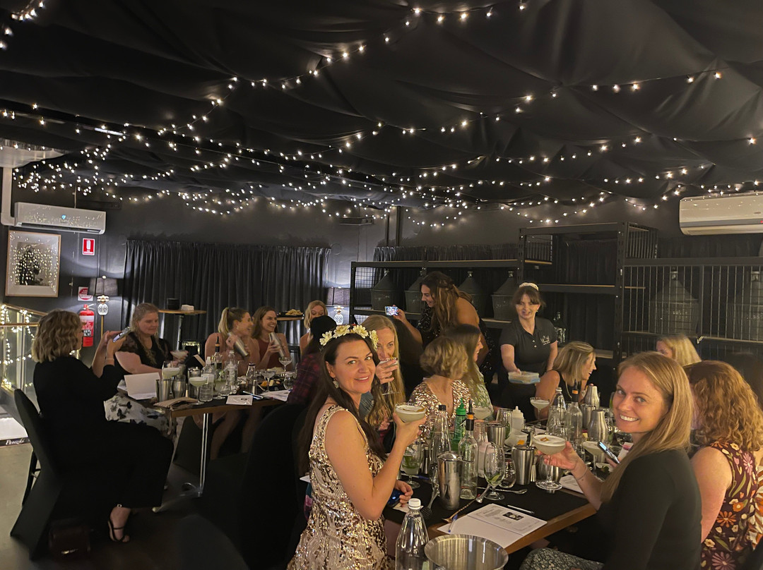 Panezski Artisan Distillery-Molendinar必去景点