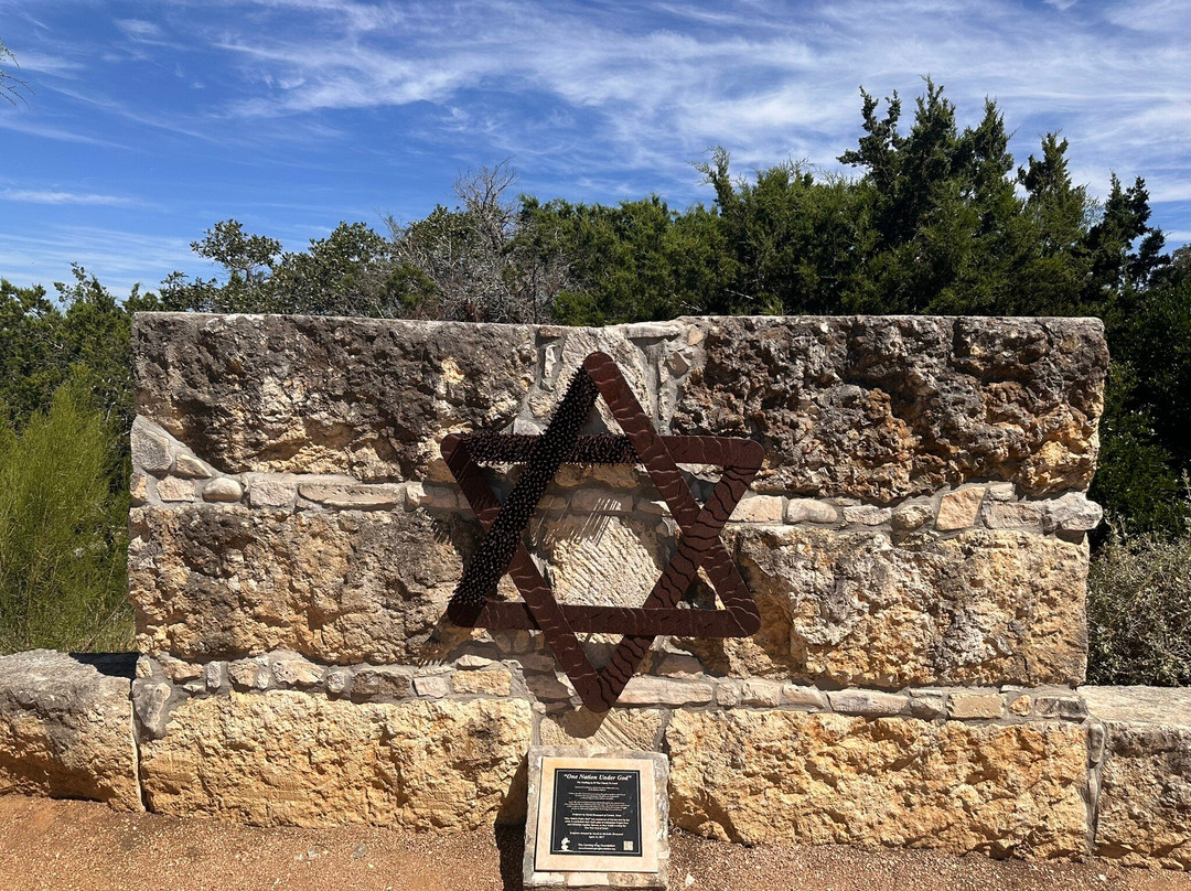 The Empty Cross-克尔维尔必去景点