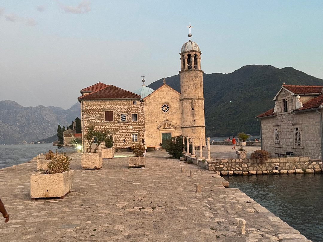 LIMITLESS SPEED BOAT TOURS KOTOR-科托尔必去景点