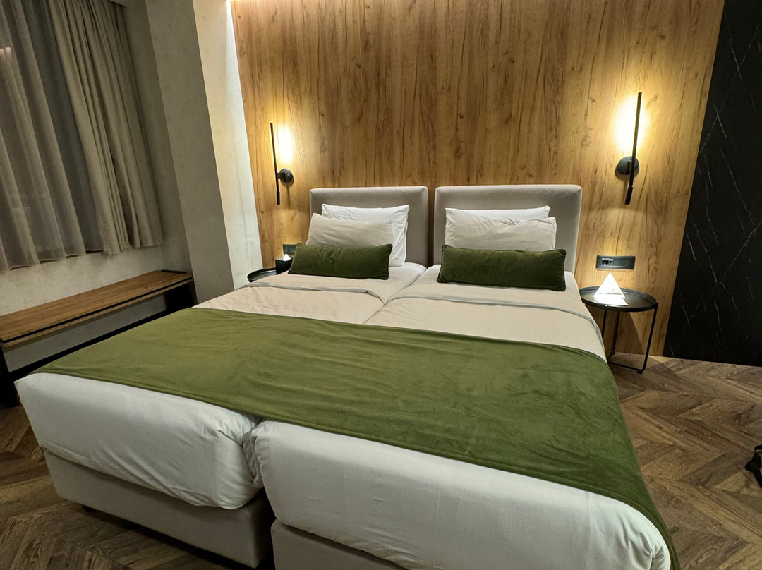 The Port Square Hotel主图