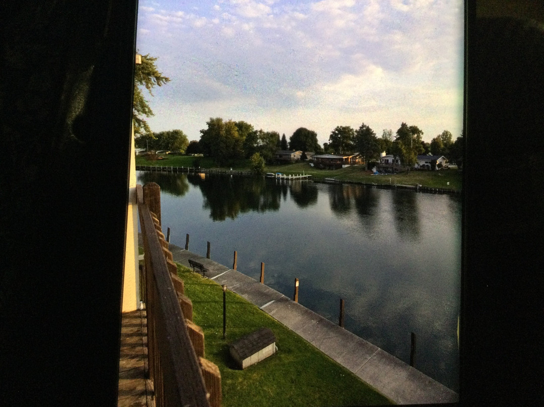 河岸阶地贝斯特韦斯特酒店主图