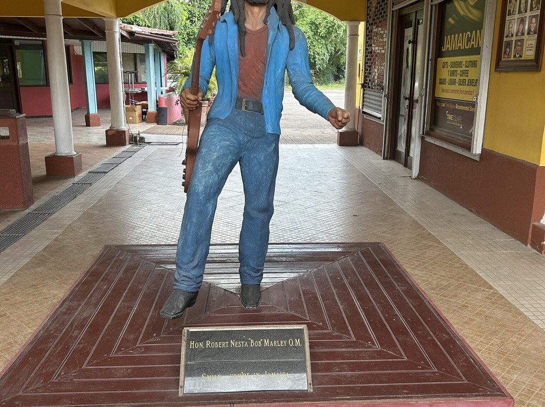 Amity Tours and Transfer-蒙特戈贝必去景点