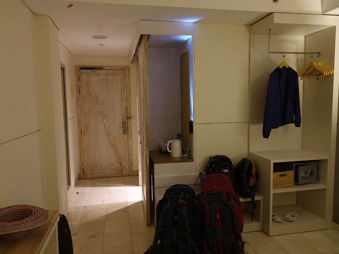 Swiss-Belcourt Lombok主图