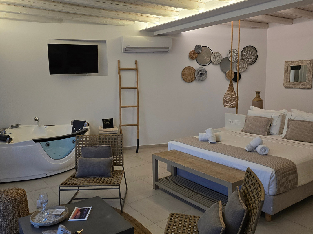 Nirome Luxury Suites主图