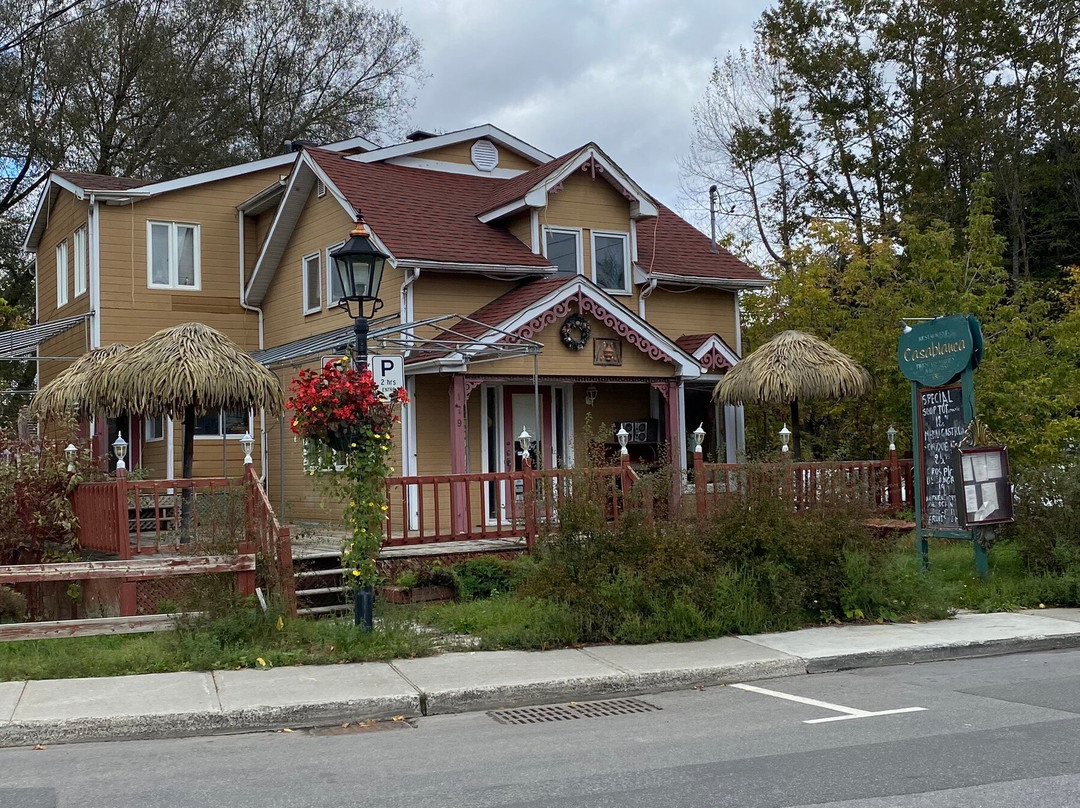 Sommet Saint-Sauveur-Saint Sauveur des Monts必去景点