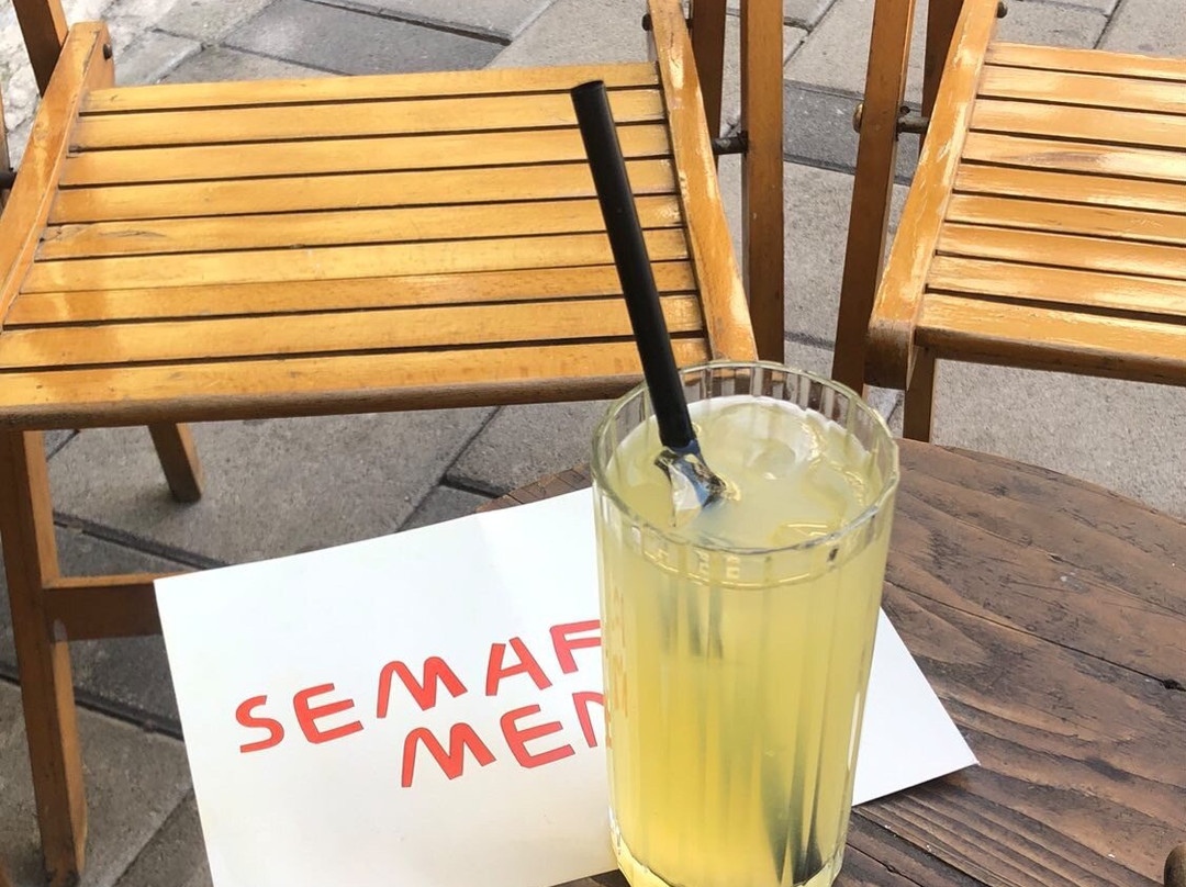 Semafori Studio Shop-地拉那必去景点