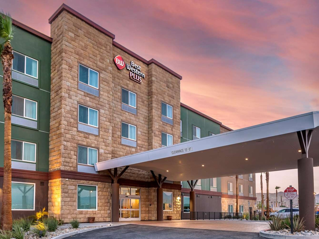 Thousand Palms酒店住宿-Best Western Plus Desert View Inn & Suites