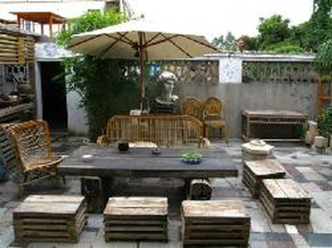 东南西北客栈主图