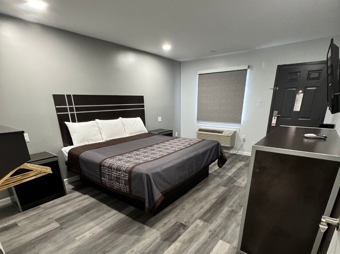 Continental Inn & Suites Nacogdoches主图