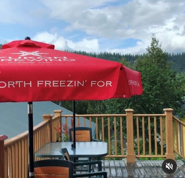 Holland America Dawson City Inn主图