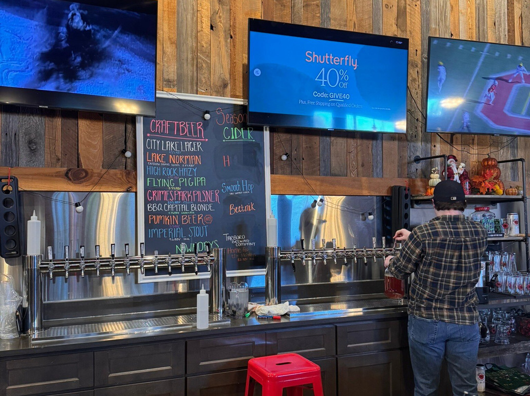 Bull City Ciderworks Lexington景点图片