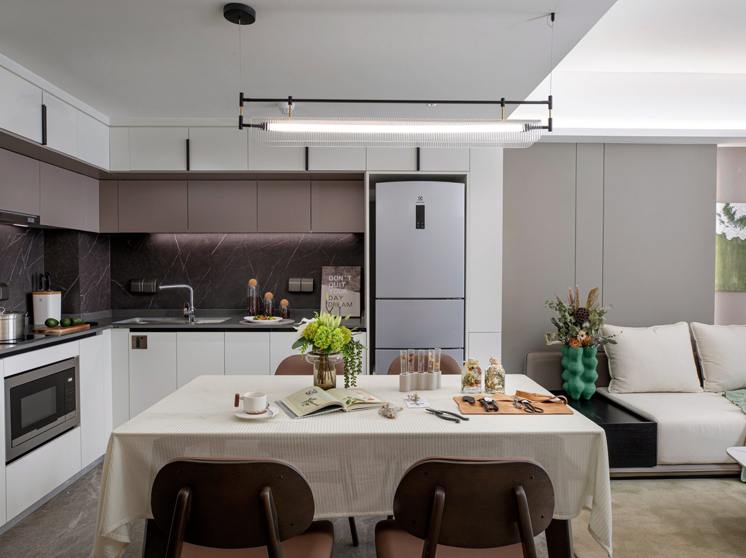 武汉盛捷未来中心酒店公寓(武汉动物园国际博览中心店)主图