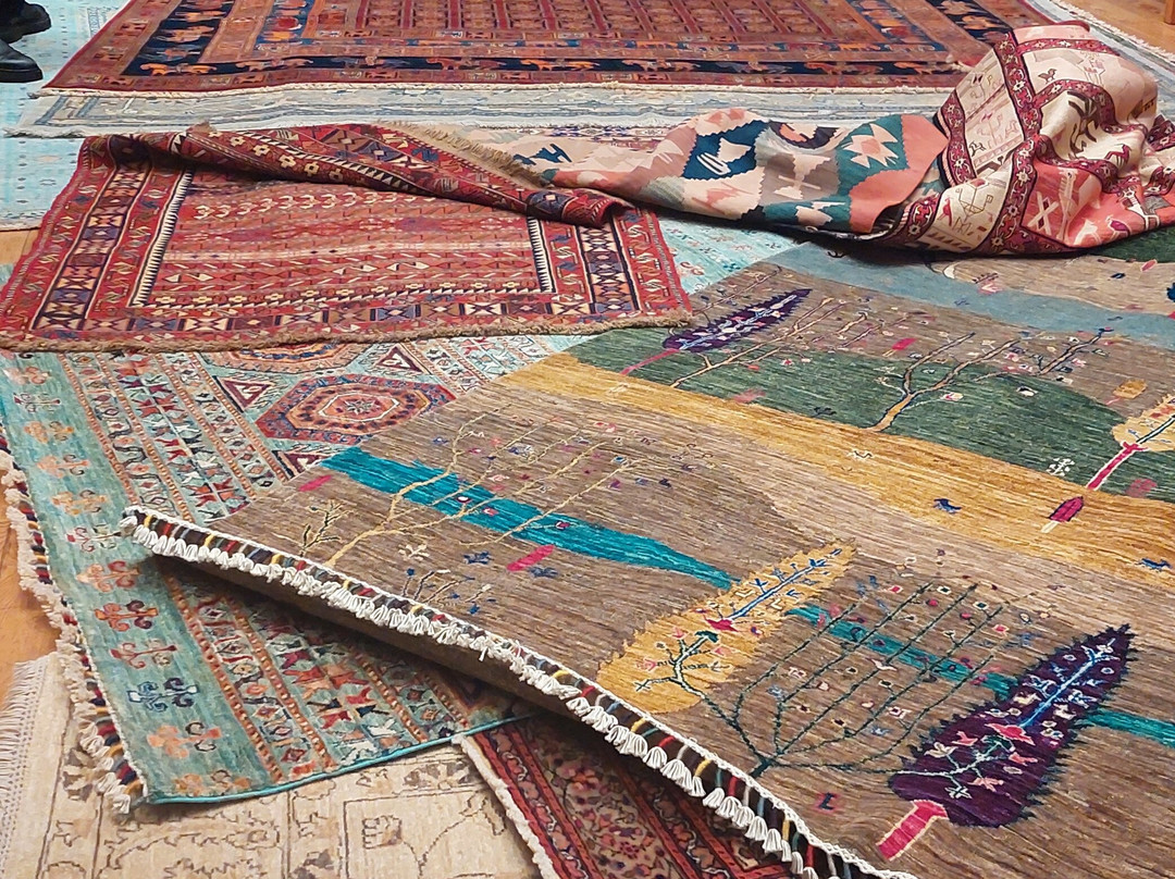 Urartu Rug Store景点图片