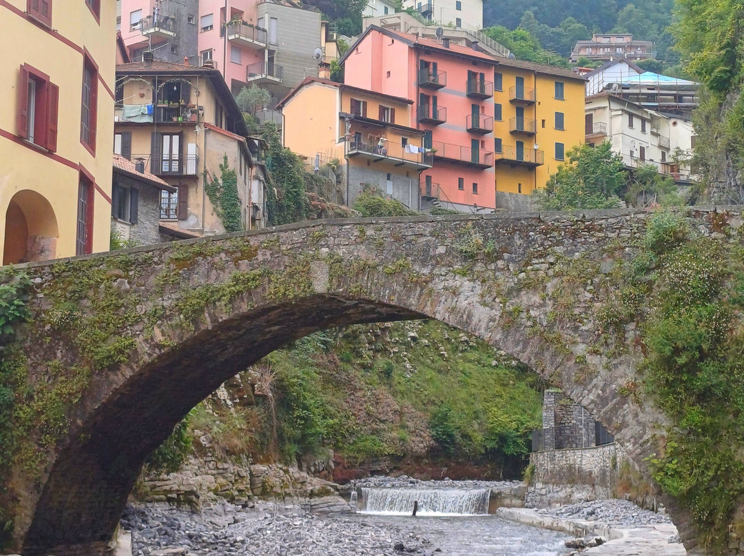Ponte romanico-Argegno必去景点
