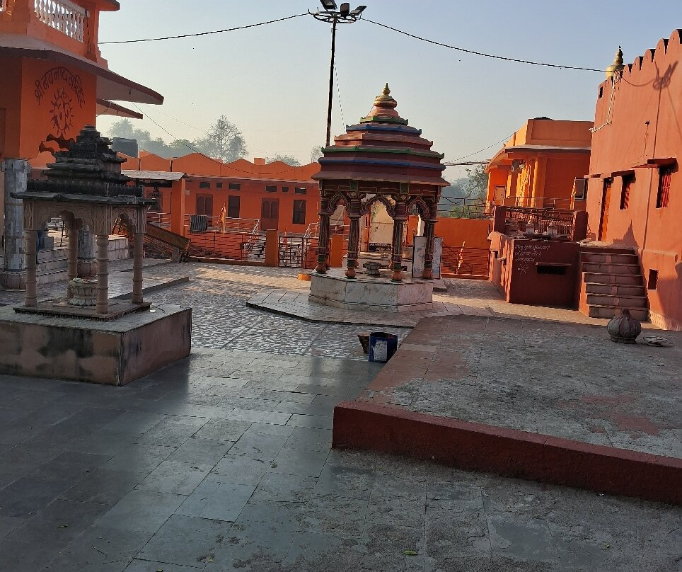 Bhartrihari Caves景点图片