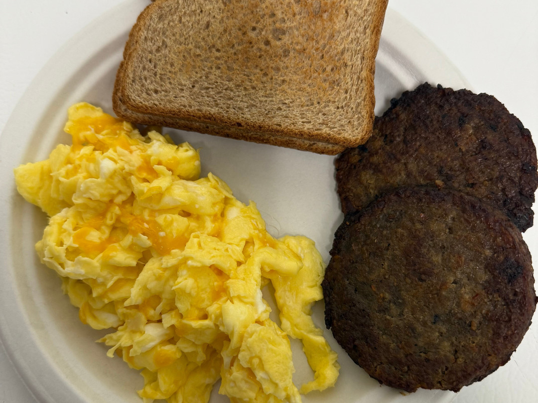 Giles Hotel Inn & Suites主图