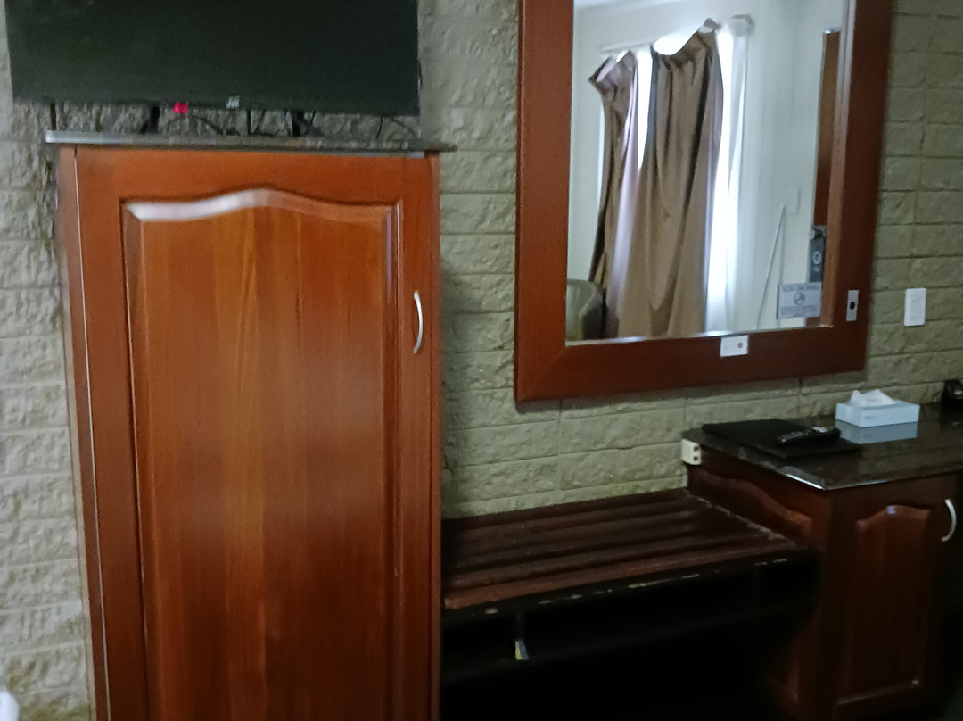 Country Plaza Motor Inn主图