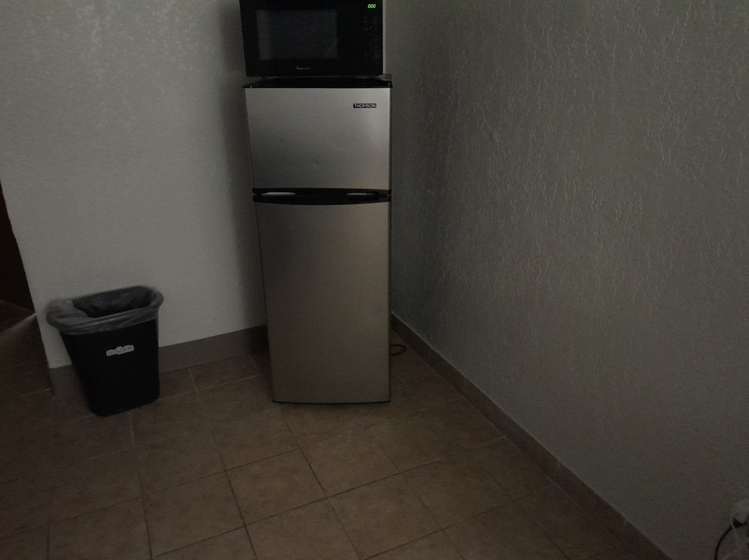 Stayable Suites Kissimmee East主图