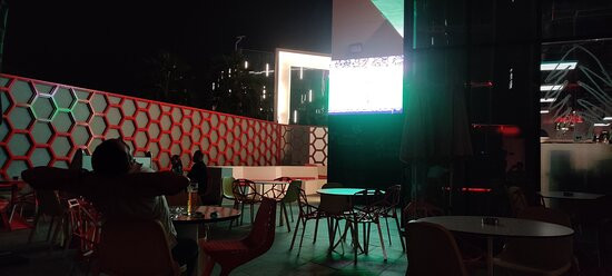 Radisson Red Dubai Silicon Oasis主图