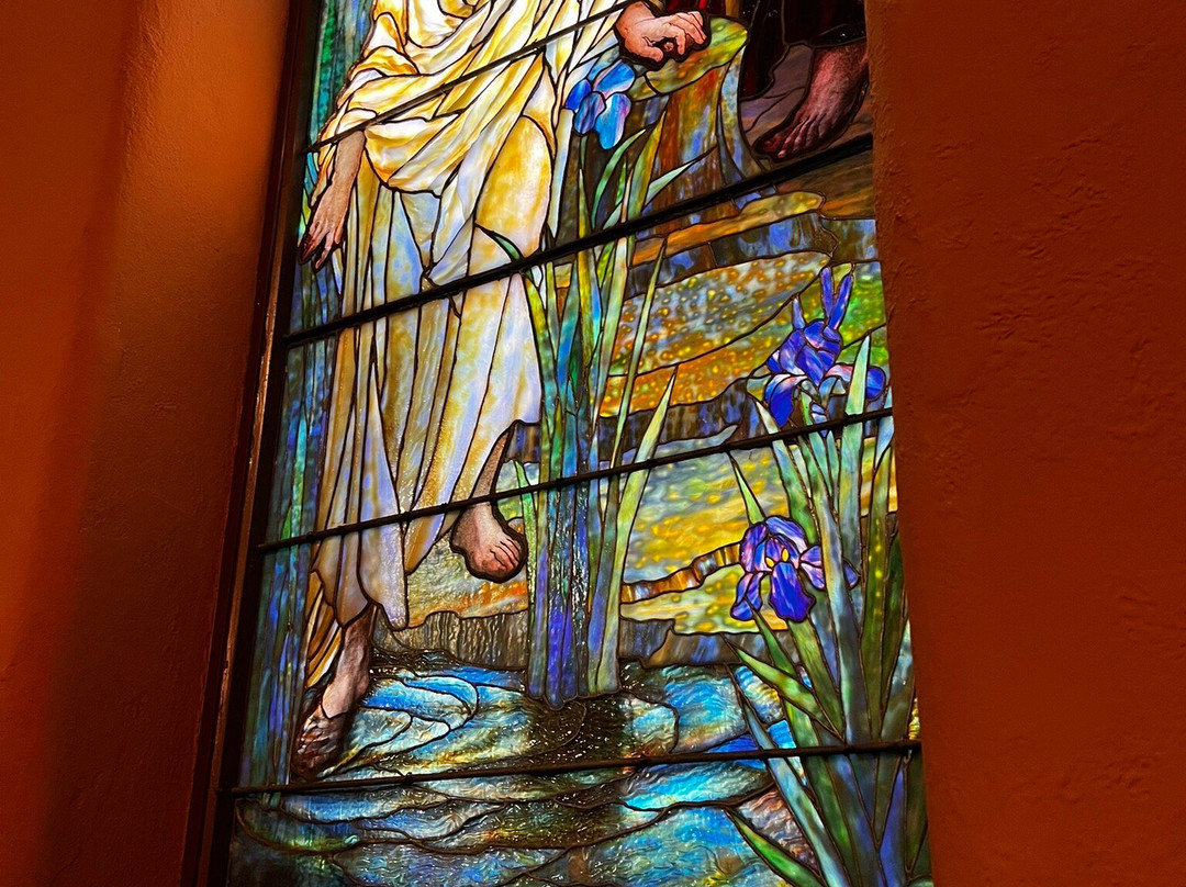 St. Luke's United Methodist Church-迪比克必去景点