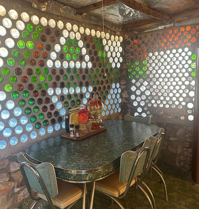 The Black Queen-Lightning Ridge必去景点