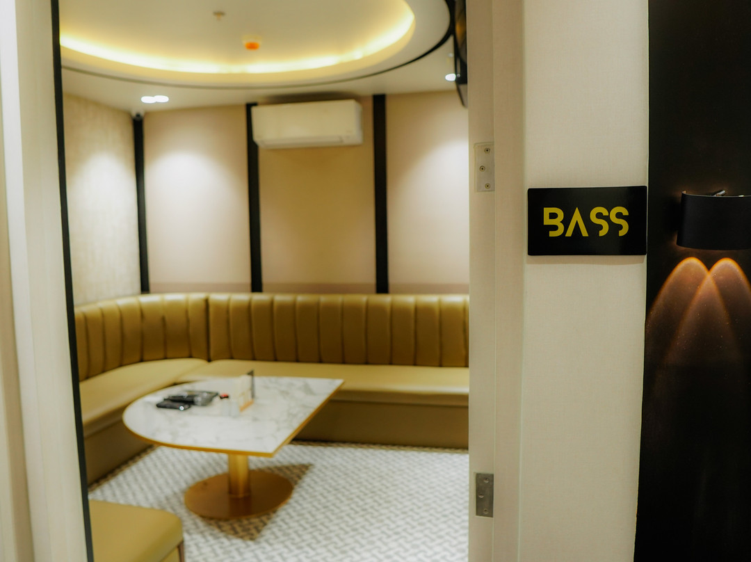 鲁克森特酒店主图