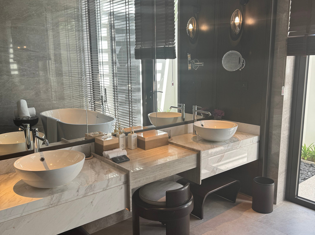 芽庄盛美利亚珊瑚别墅酒店主图