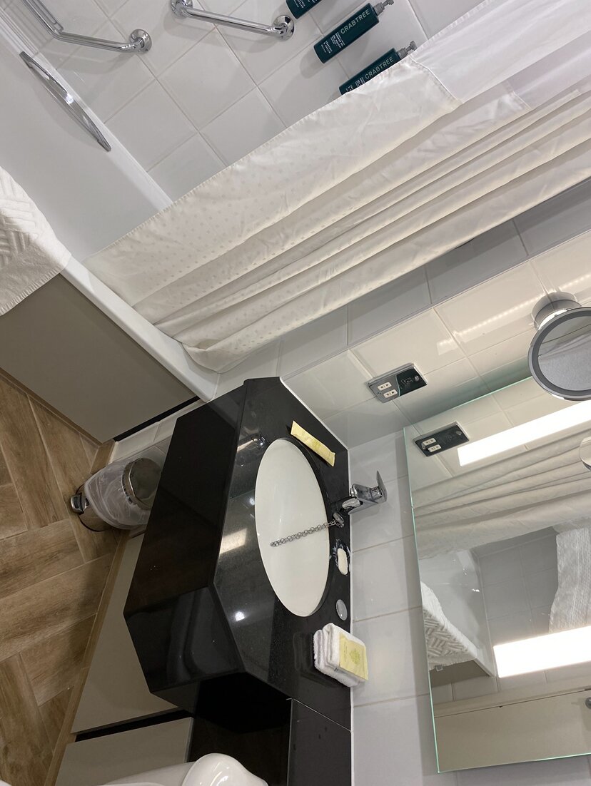曼彻斯特机场希尔顿酒店-浴室