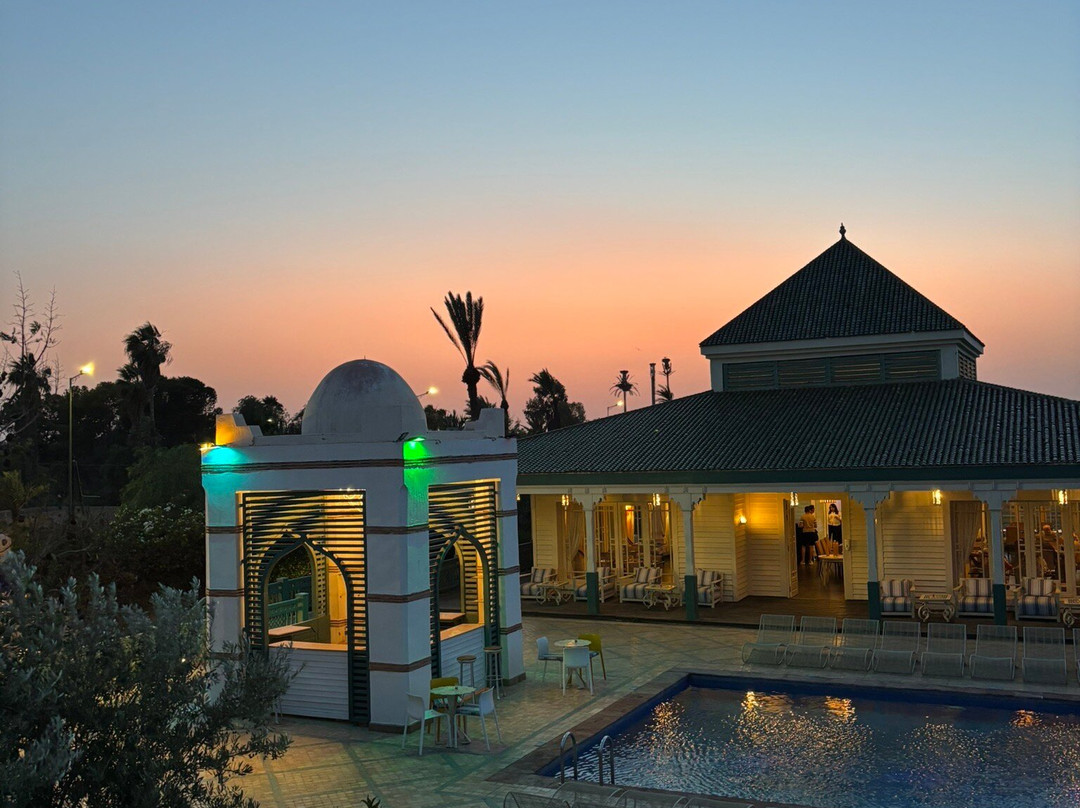 Le Pavillon Du Golf主图