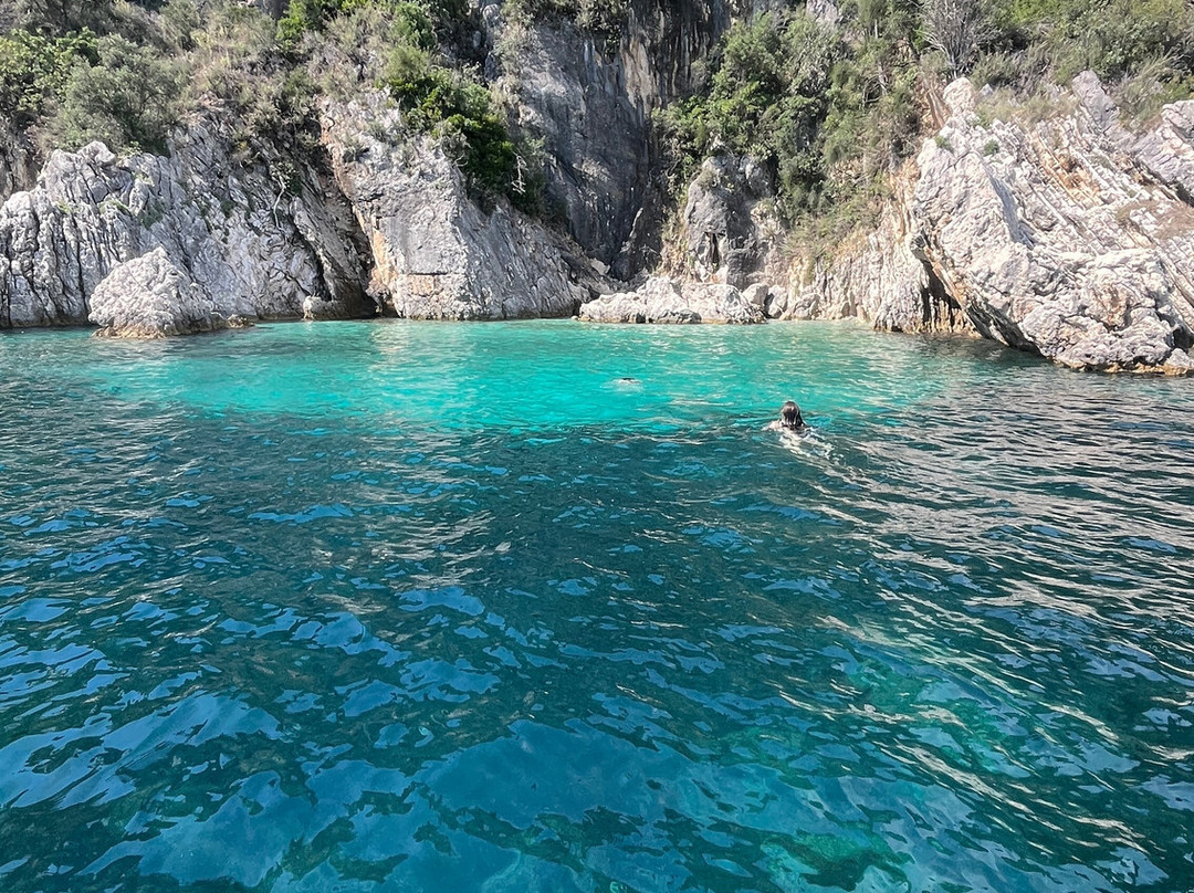 Kaminaki Boats and Watersports-Nissaki必去景点
