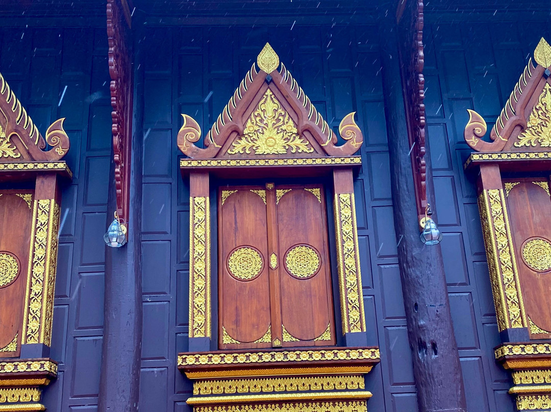 Wat Tha Sai (Wat Tesdhammanava)-泰曼必去景点