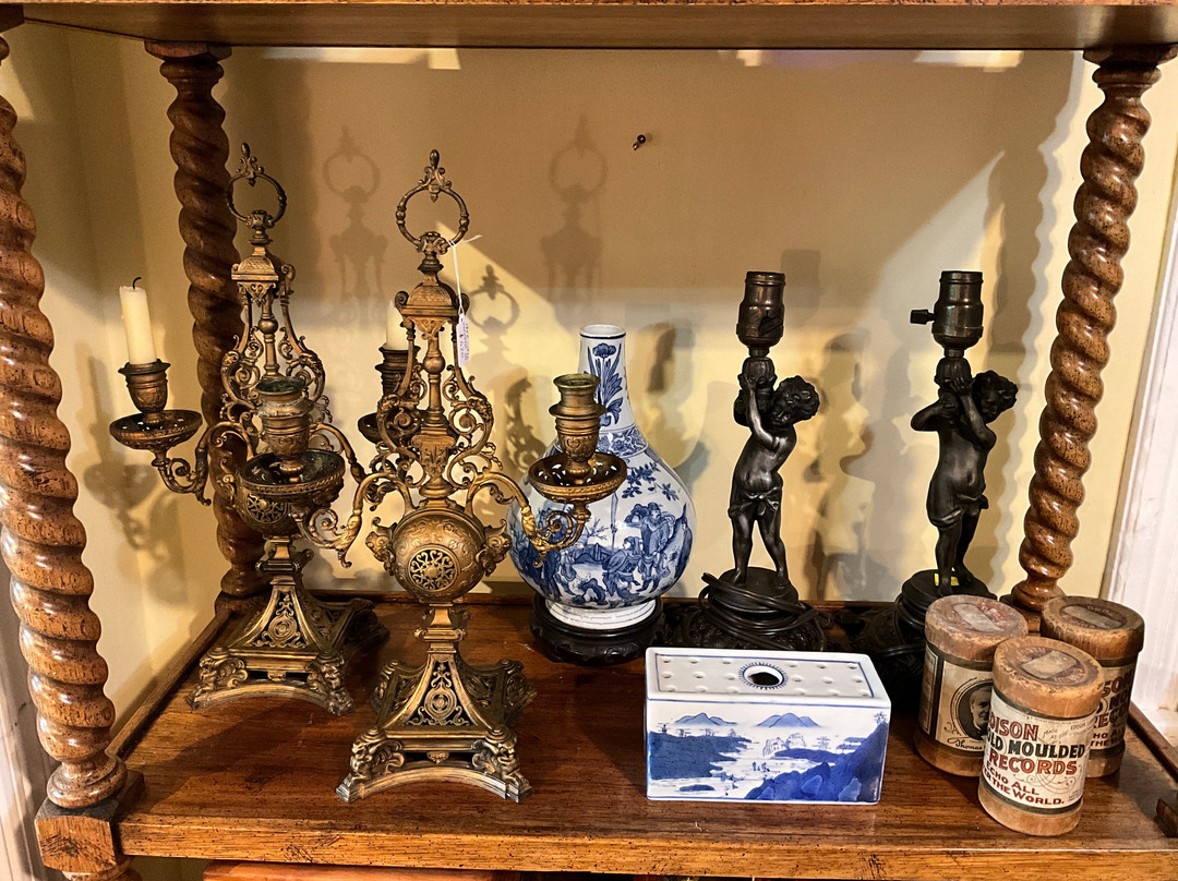 The Sinking Canoe Antiques And Vintage