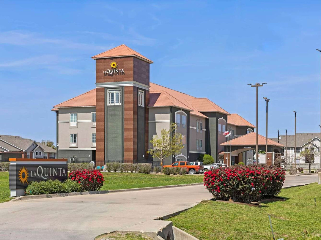 Hillsboro酒店住宿-La Quinta Inn & Suites by Wyndham Hillsboro