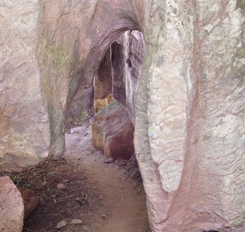 Casa delle Grotte di Ara-Grignasco必去景点