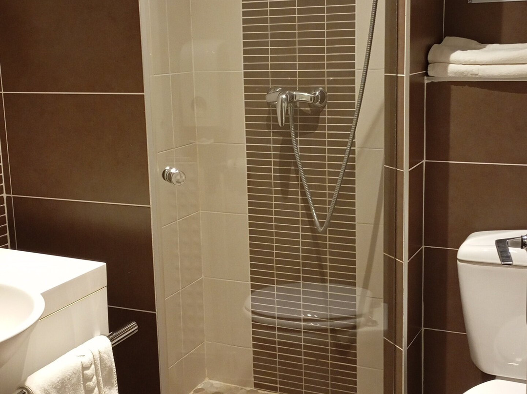 Hotel The Originals Lyon East Dau Ly主图