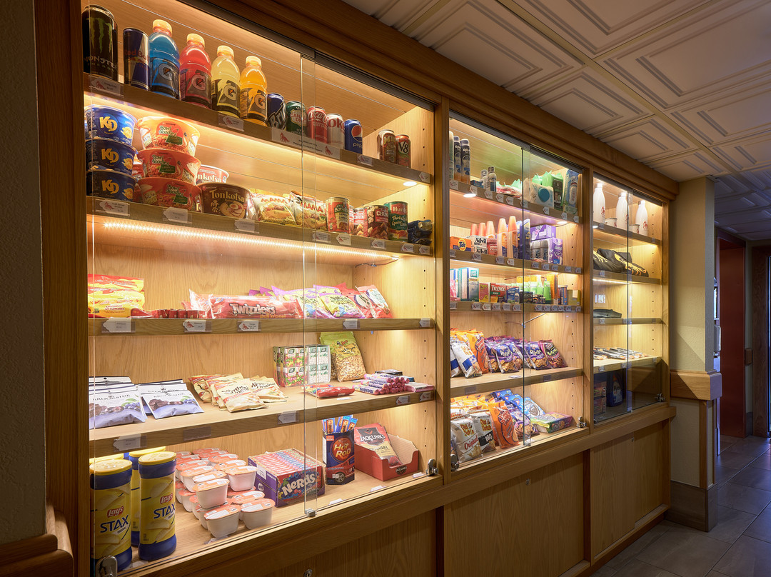 Fernie Fox Hotel主图